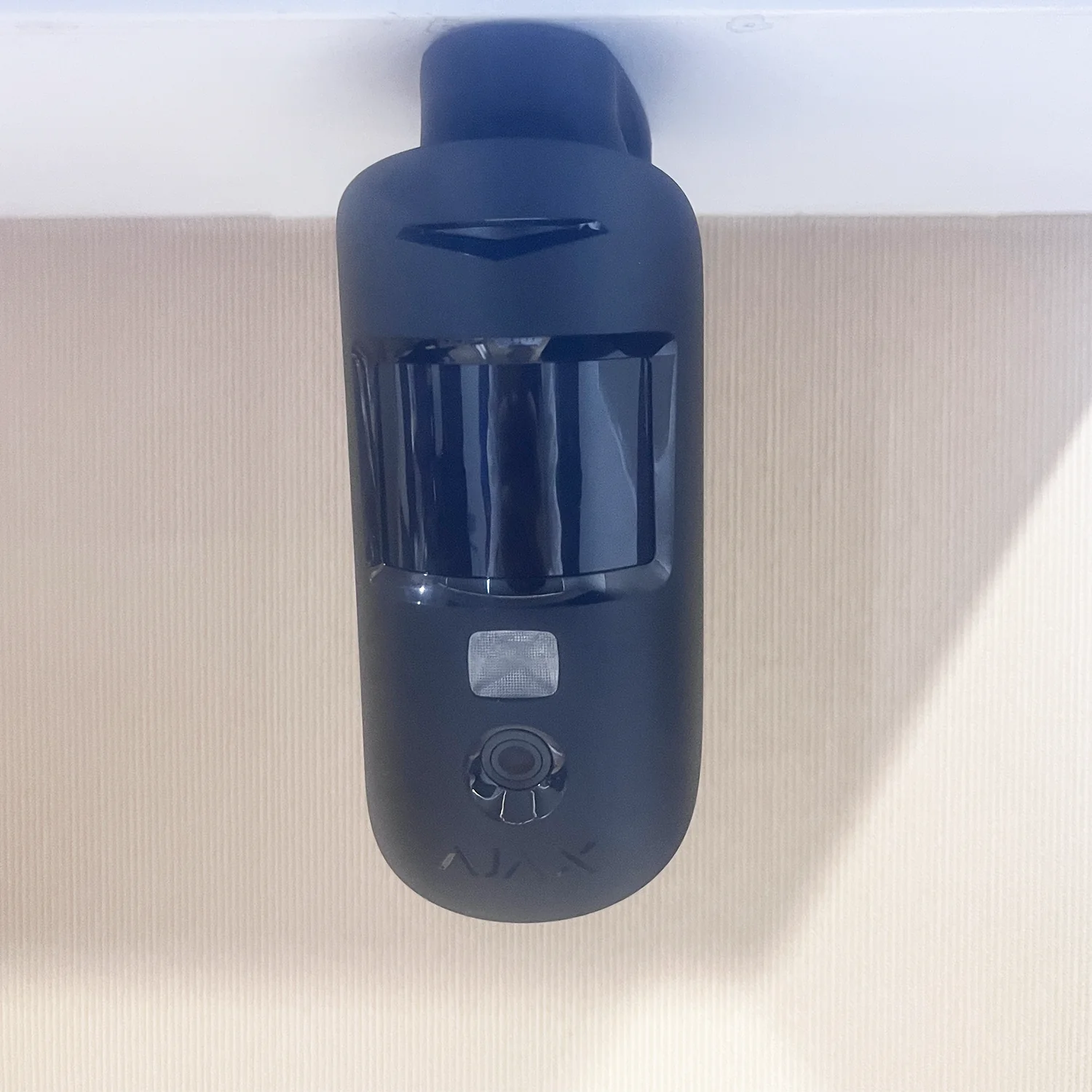 Ceiling Mount Black